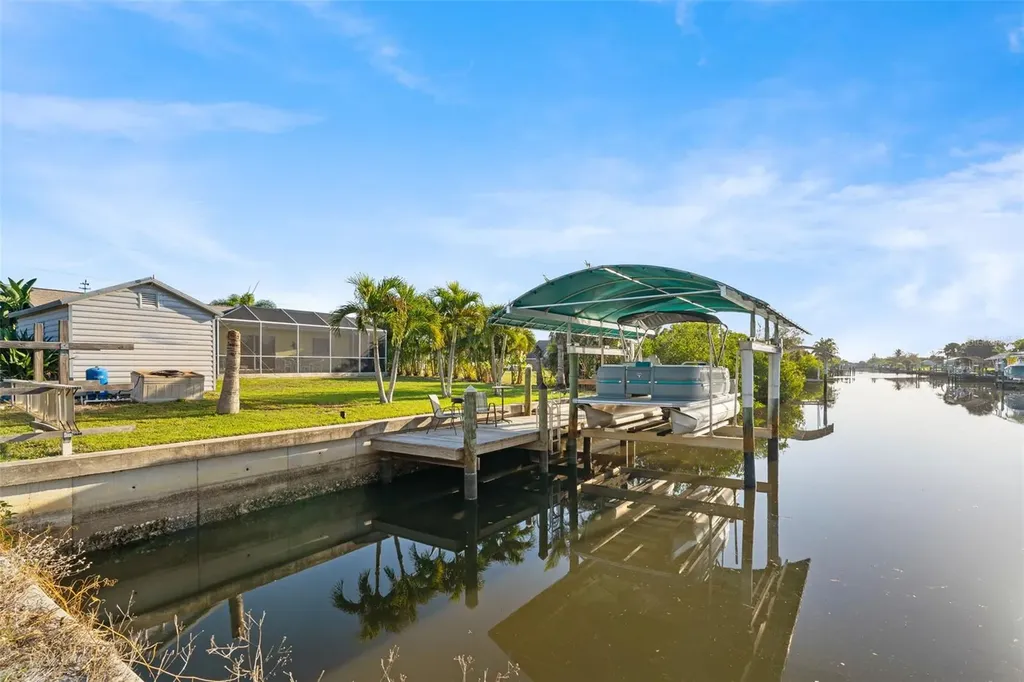 18234 Avonsdale Circle Port Charlotte FL 33948