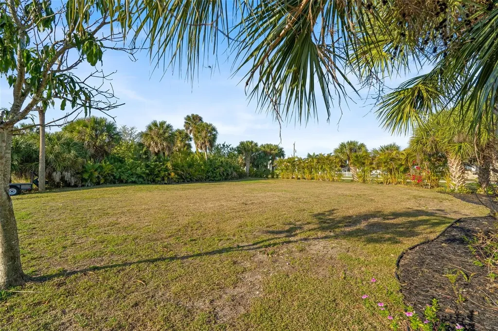 18234 Avonsdale Circle Port Charlotte FL 33948