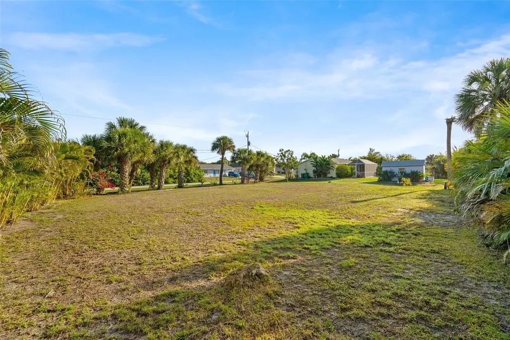 18234 Avonsdale Circle Port Charlotte FL 33948