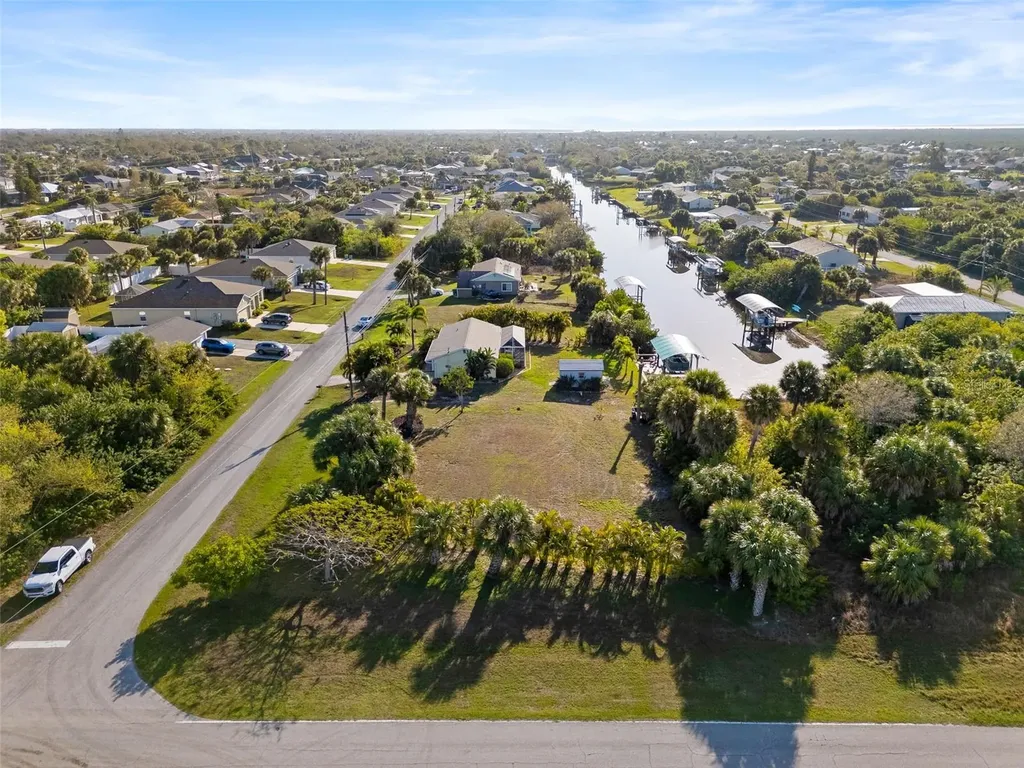 18234 Avonsdale Circle Port Charlotte FL 33948