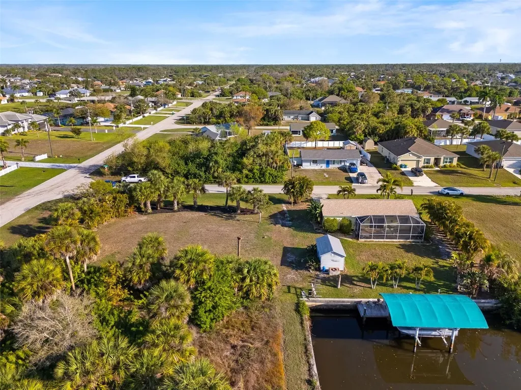 18234 Avonsdale Circle Port Charlotte FL 33948