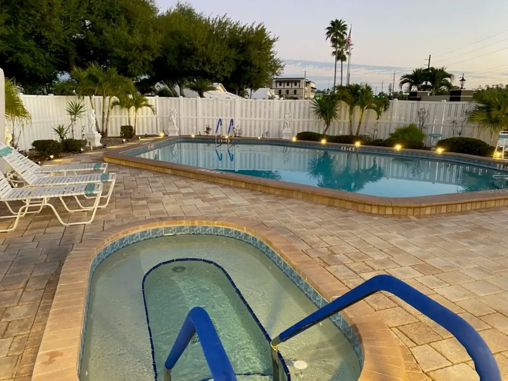 76 Sandstone Circle Venice FL 34293