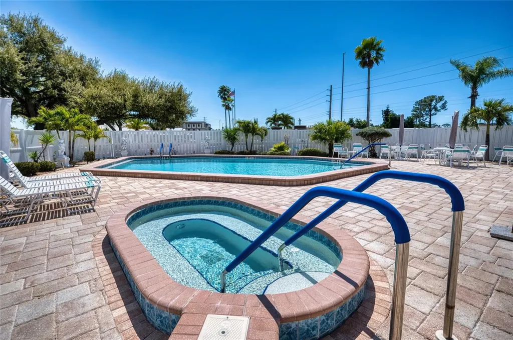76 Sandstone Circle Venice FL 34293