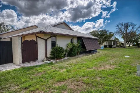 76 Sandstone Circle Venice FL 34293