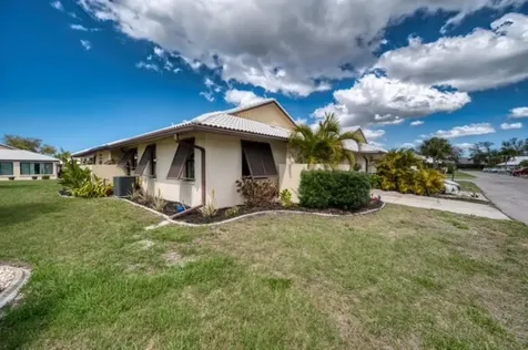76 Sandstone Circle Venice FL 34293