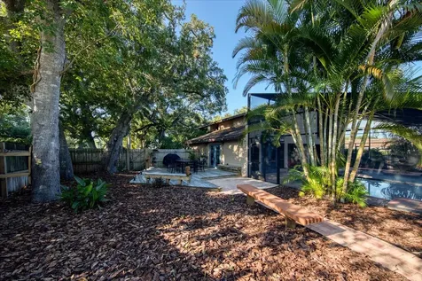 13703 Oak Forest Boulevard N Seminole FL 33776