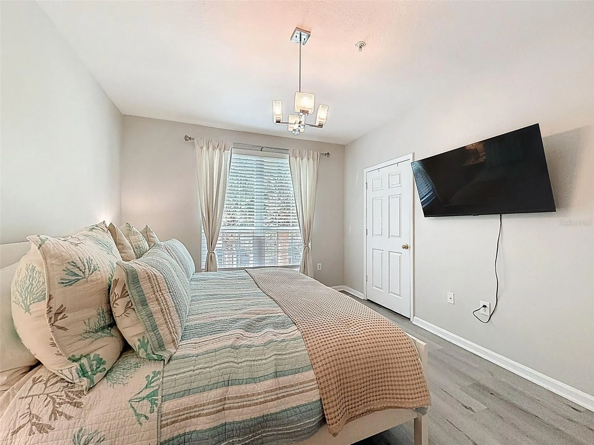 1203 Bay Club Circle Tampa FL 33607