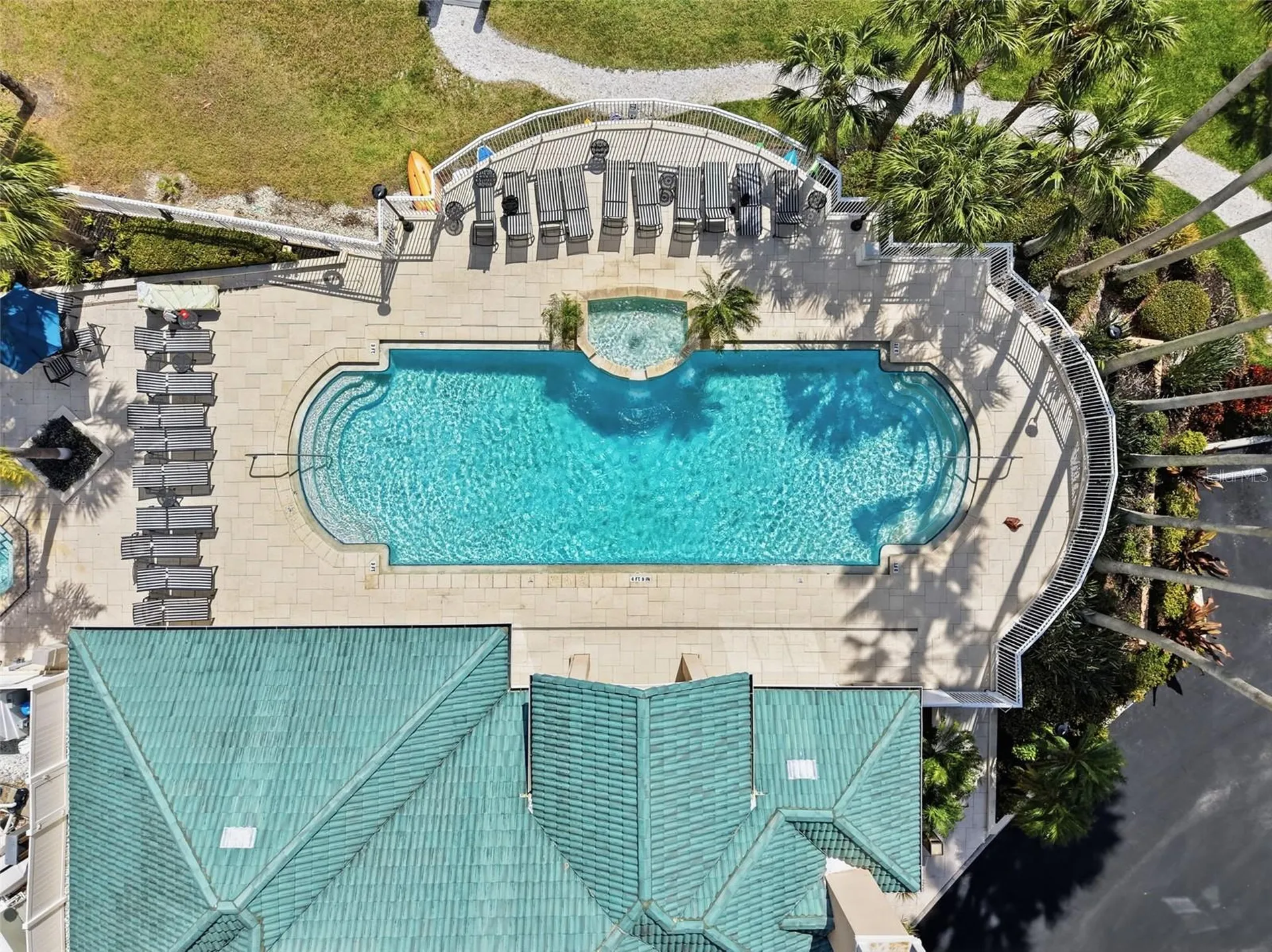 1203 Bay Club Circle Tampa FL 33607