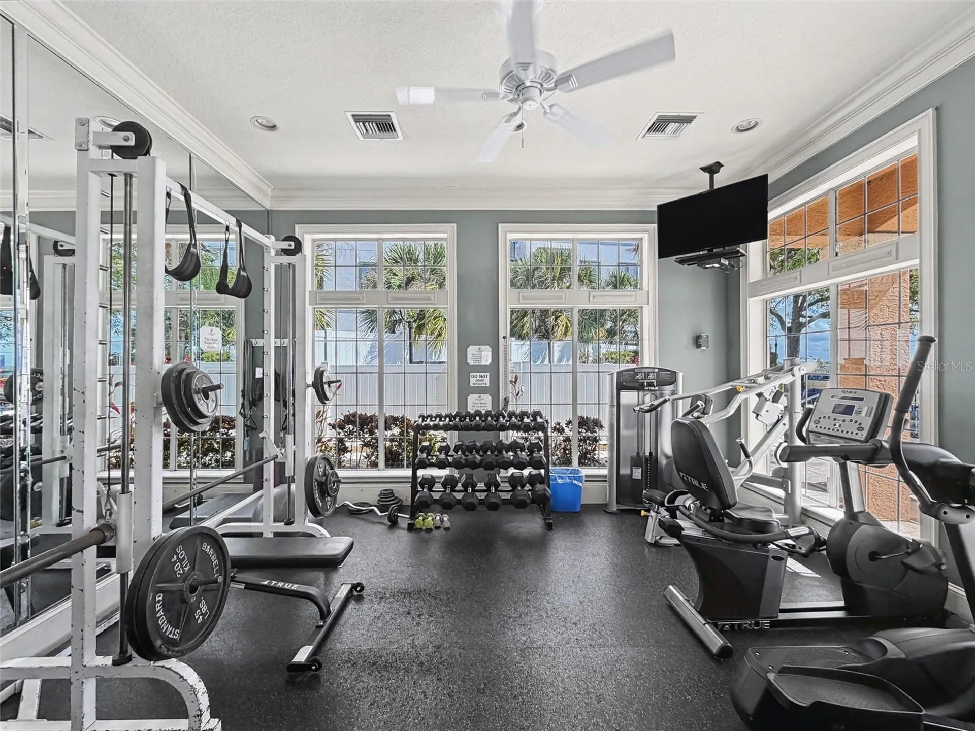 1203 Bay Club Circle Tampa FL 33607