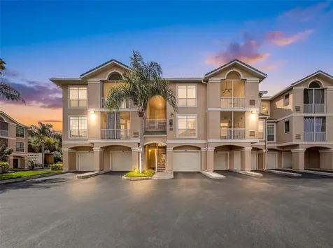 1203 Bay Club Circle Tampa FL 33607