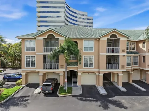 1203 Bay Club Circle Tampa FL 33607