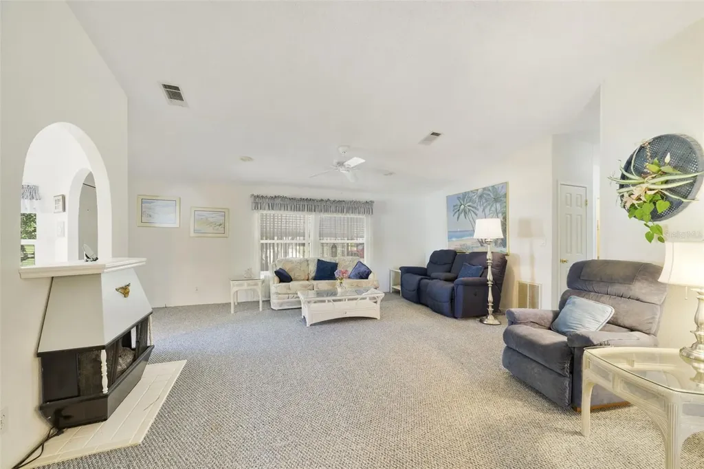 3952 N Citrus Circle Zellwood FL 32798
