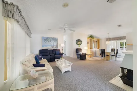 3952 N Citrus Circle Zellwood FL 32798
