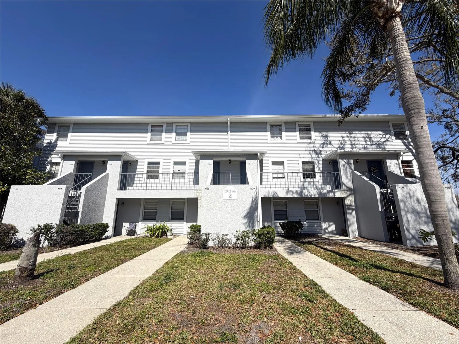 7113 E Bank Drive Tampa FL 33617