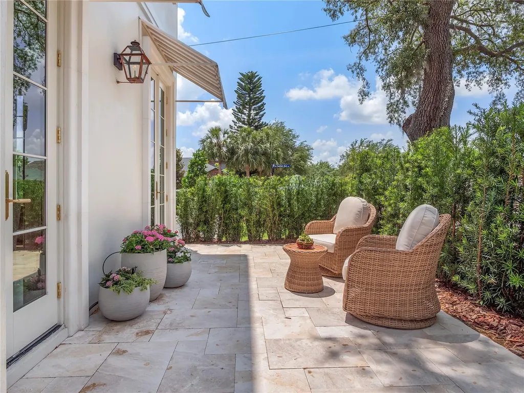 541 W Canton Avenue Winter Park FL 32789