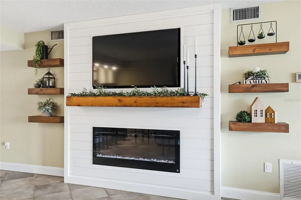 4242 Madeira Court Sarasota FL 34233