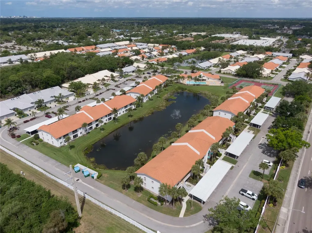 4242 Madeira Court Sarasota FL 34233