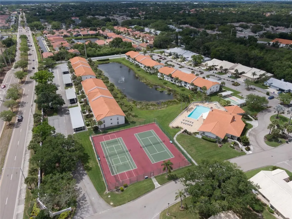 4242 Madeira Court Sarasota FL 34233