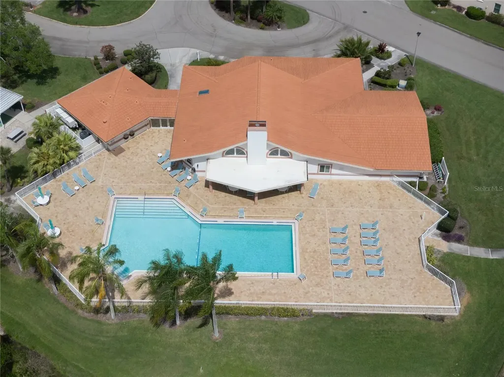 4242 Madeira Court Sarasota FL 34233