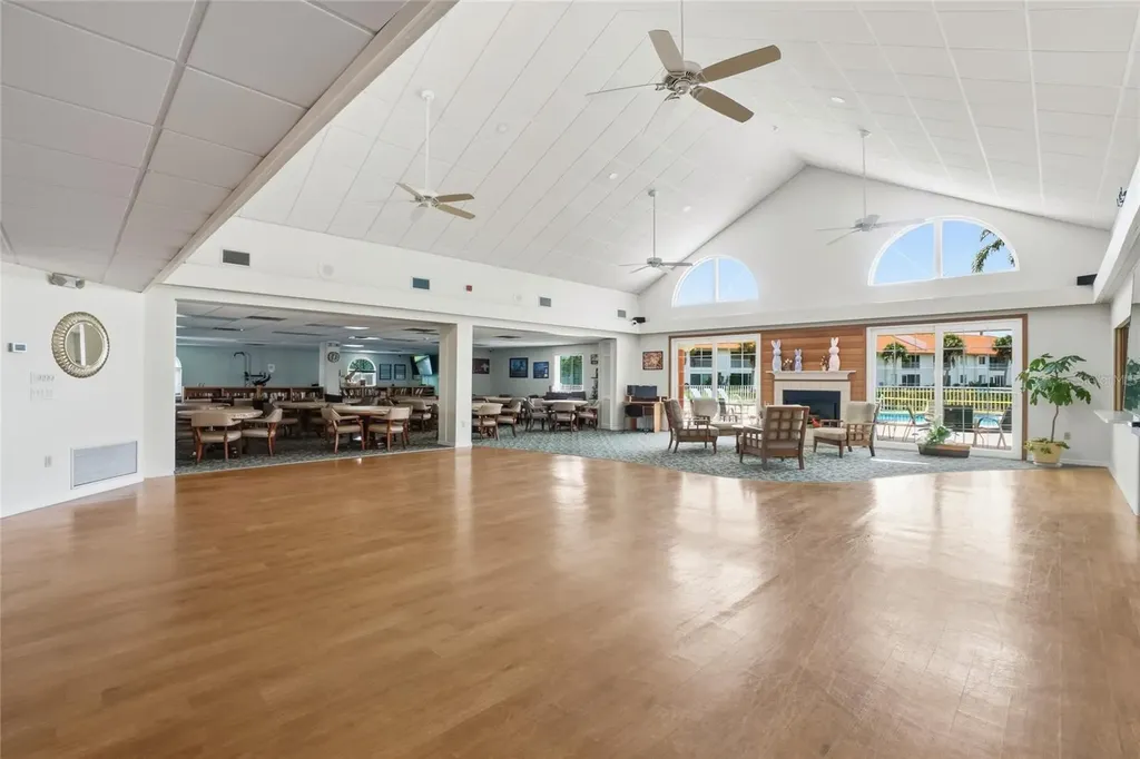 4242 Madeira Court Sarasota FL 34233