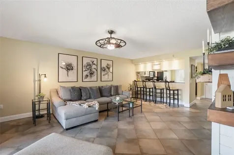 4242 Madeira Court Sarasota FL 34233