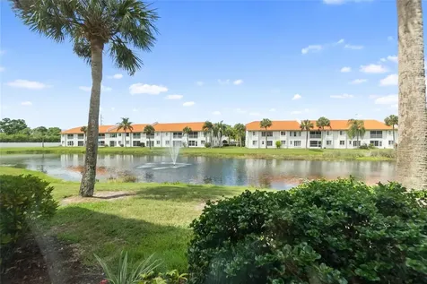 4242 Madeira Court Sarasota FL 34233
