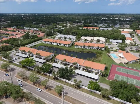 4242 Madeira Court Sarasota FL 34233
