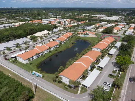 4242 Madeira Court Sarasota FL 34233