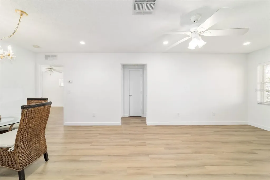 9725 SW 94 Terrace Ocala FL 34481