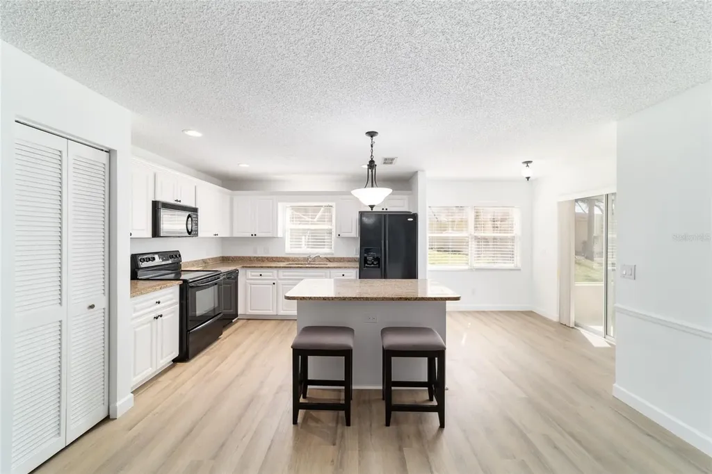 9725 SW 94 Terrace Ocala FL 34481