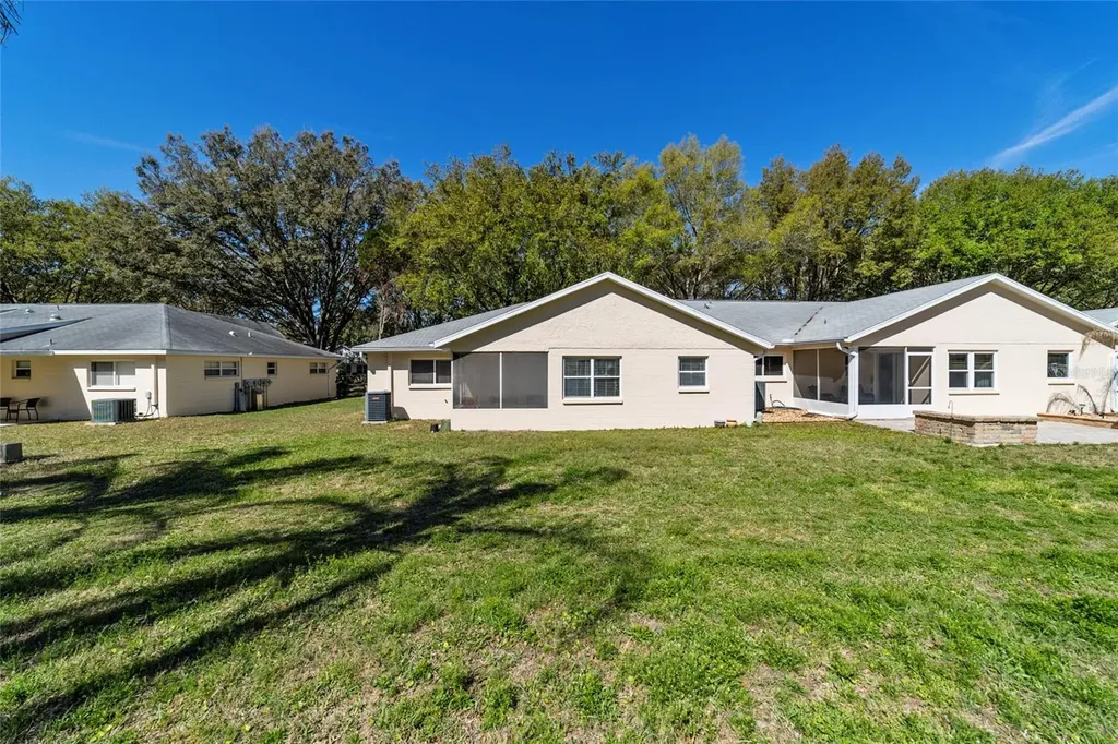 9725 SW 94 Terrace Ocala FL 34481