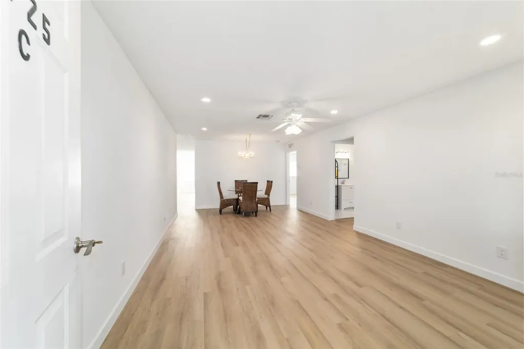 9725 SW 94 Terrace Ocala FL 34481