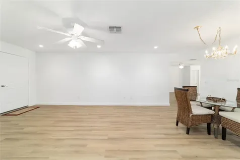 9725 SW 94 Terrace Ocala FL 34481