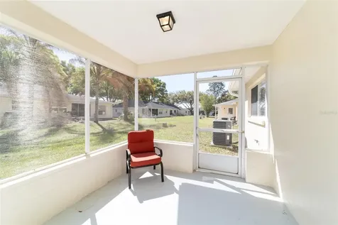 9725 SW 94 Terrace Ocala FL 34481