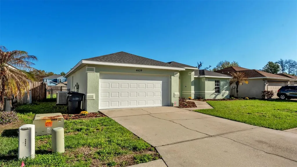4639 Great Blue Heron Drive Lakeland FL 33812