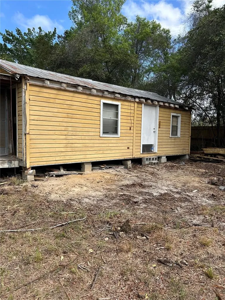15575 NE 234th Place Fort Mc Coy FL 32134