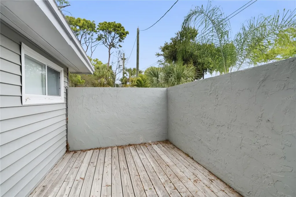 13012 96th Avenue Seminole FL 33776