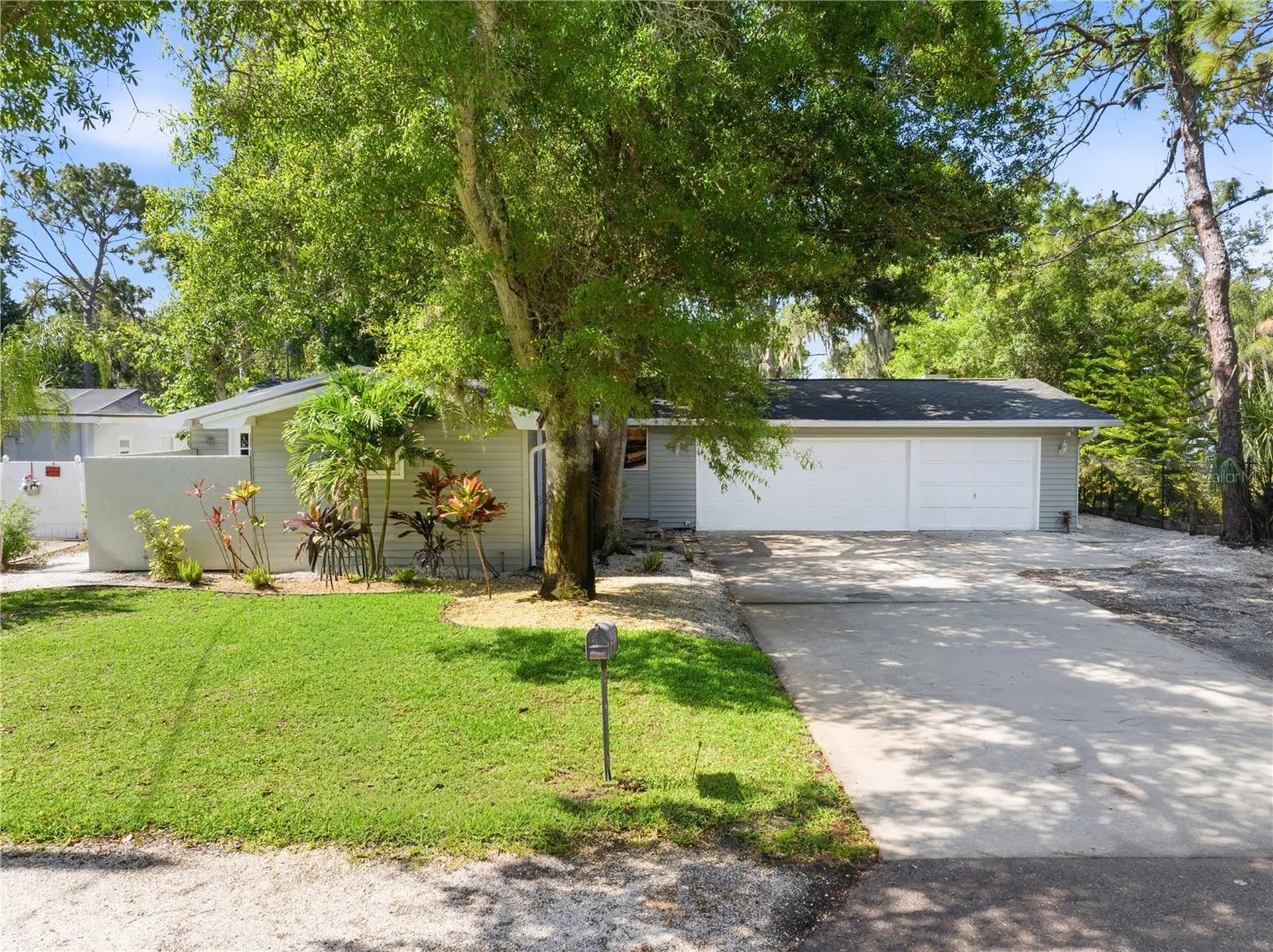 13012 96th Avenue Seminole FL 33776