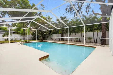 13012 96th Avenue Seminole FL 33776