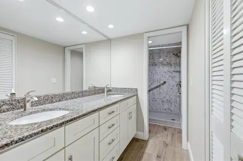 6579 Mauna Loa Boulevard Sarasota FL 34241
