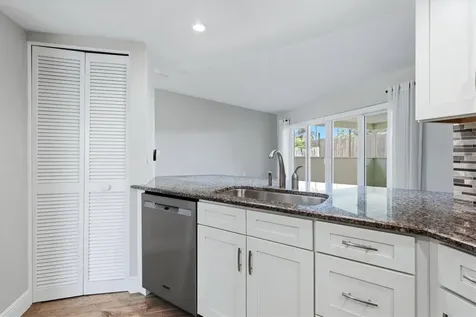 6579 Mauna Loa Boulevard Sarasota FL 34241