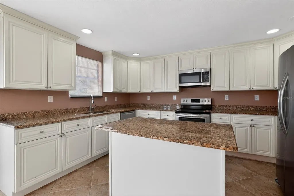 3302 River Cove Drive Tampa FL 33614