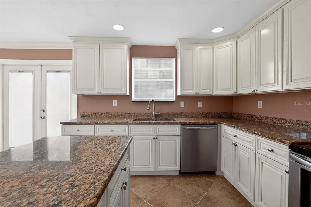 3302 River Cove Drive Tampa FL 33614