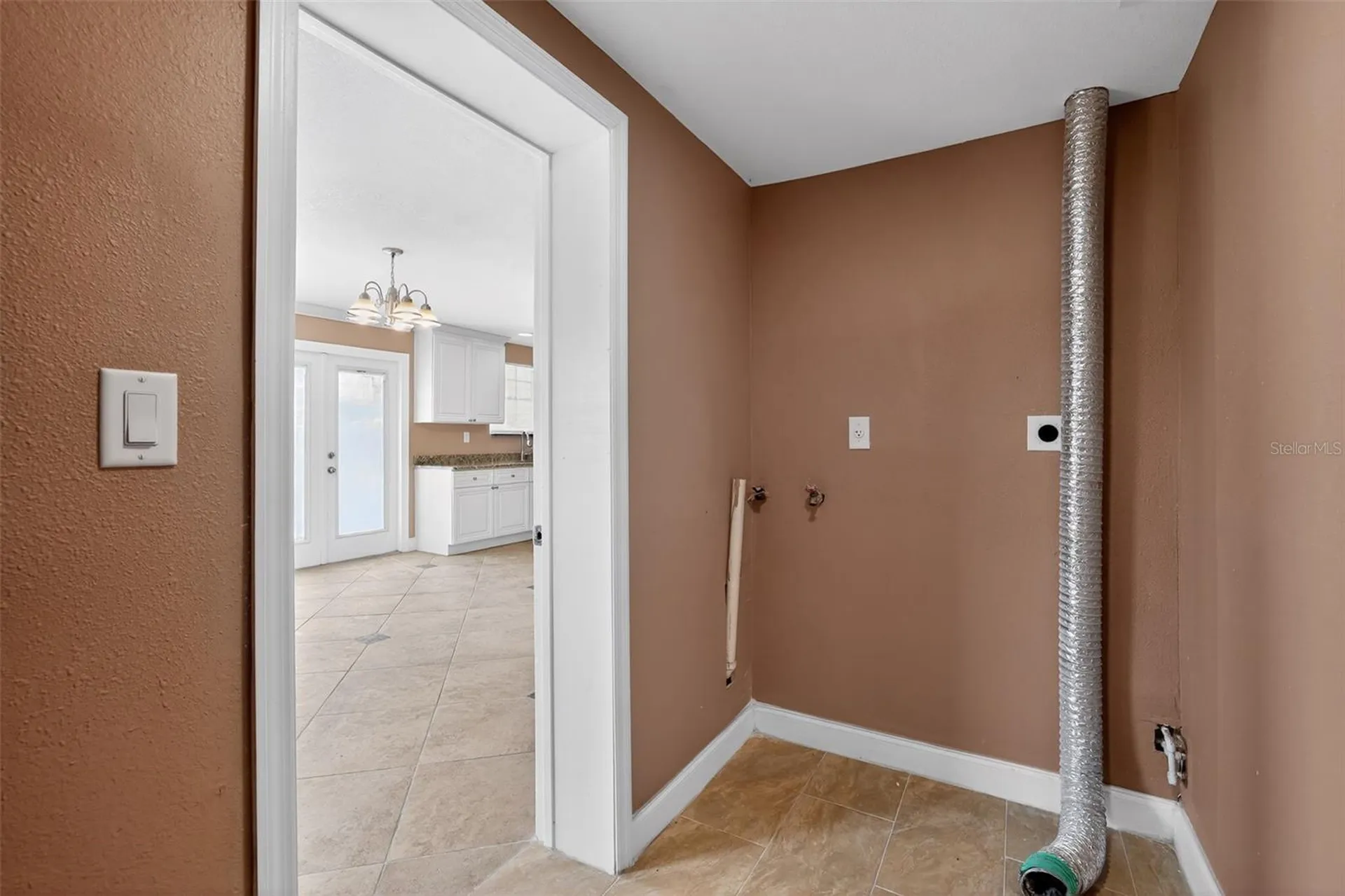 3302 River Cove Drive Tampa FL 33614
