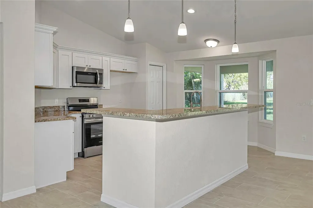 8677 SE 157th Place Summerfield FL 34491