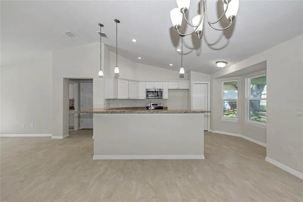8677 SE 157th Place Summerfield FL 34491