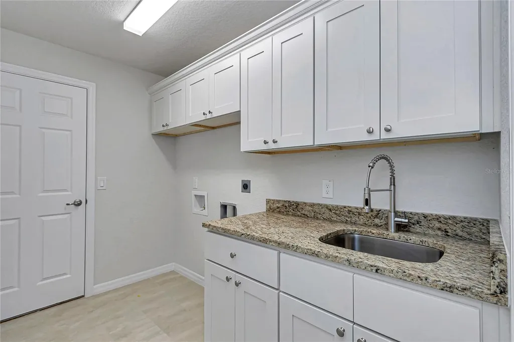 8677 SE 157th Place Summerfield FL 34491