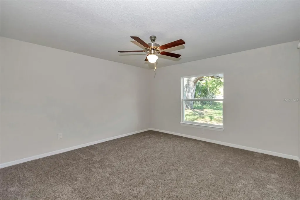 8677 SE 157th Place Summerfield FL 34491