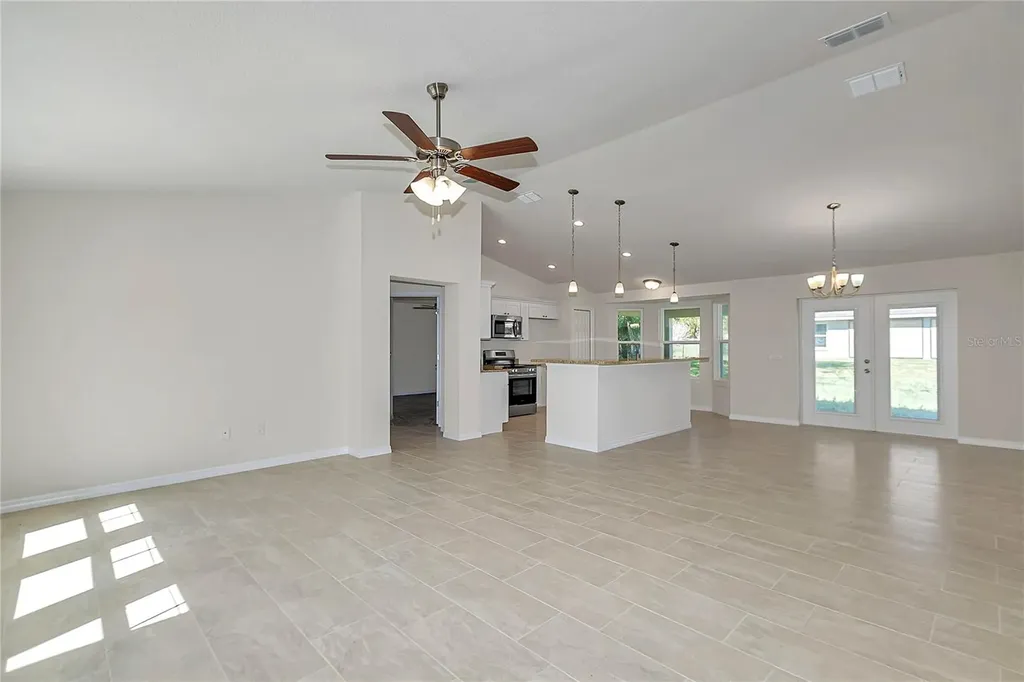 8677 SE 157th Place Summerfield FL 34491