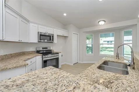 8677 SE 157th Place Summerfield FL 34491
